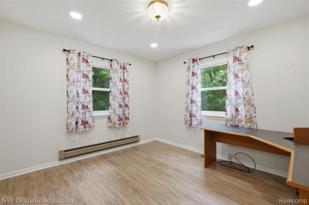 7125 Ridgewood Road Springfield Charter Township, MI 48346