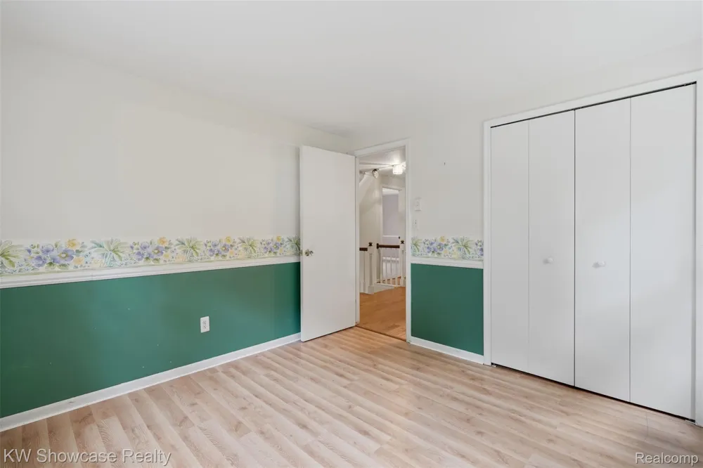 7125 Ridgewood Road Springfield Charter Township, MI 48346