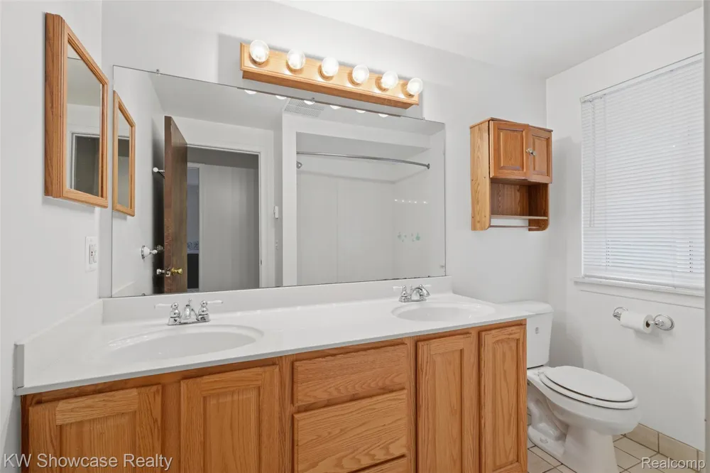 7125 Ridgewood Road Springfield Charter Township, MI 48346