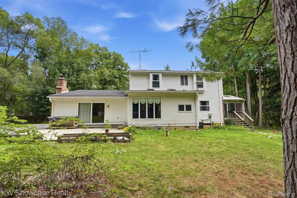 7125 Ridgewood Road Springfield Charter Township, MI 48346