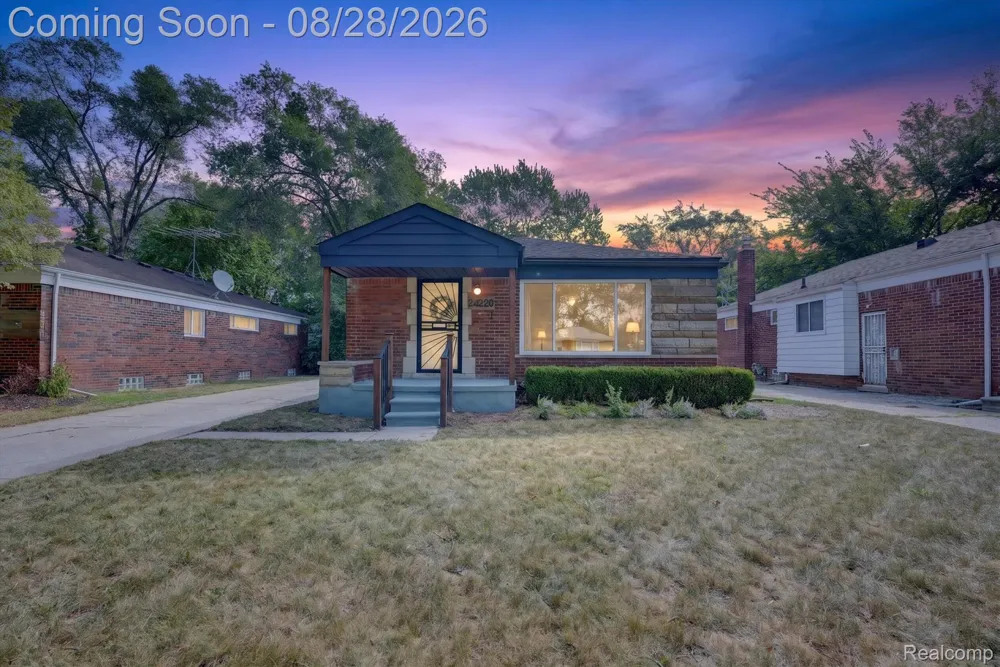 24220 Scotia Road Oak Park City, MI 48237