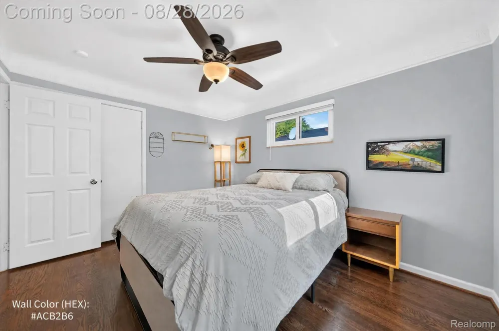 24220 Scotia Road Oak Park City, MI 48237