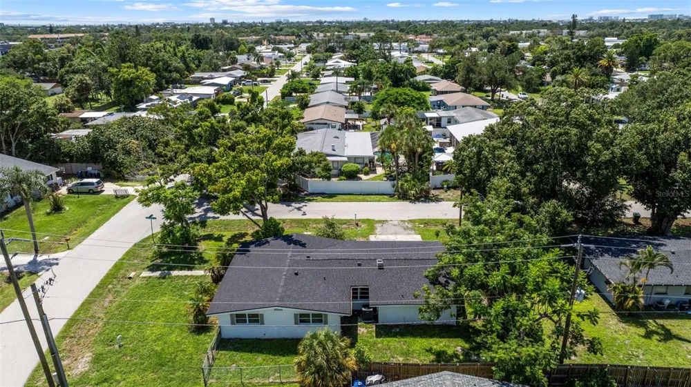 4875 NORTHWOOD AVENUE Sarasota, FL 34231
