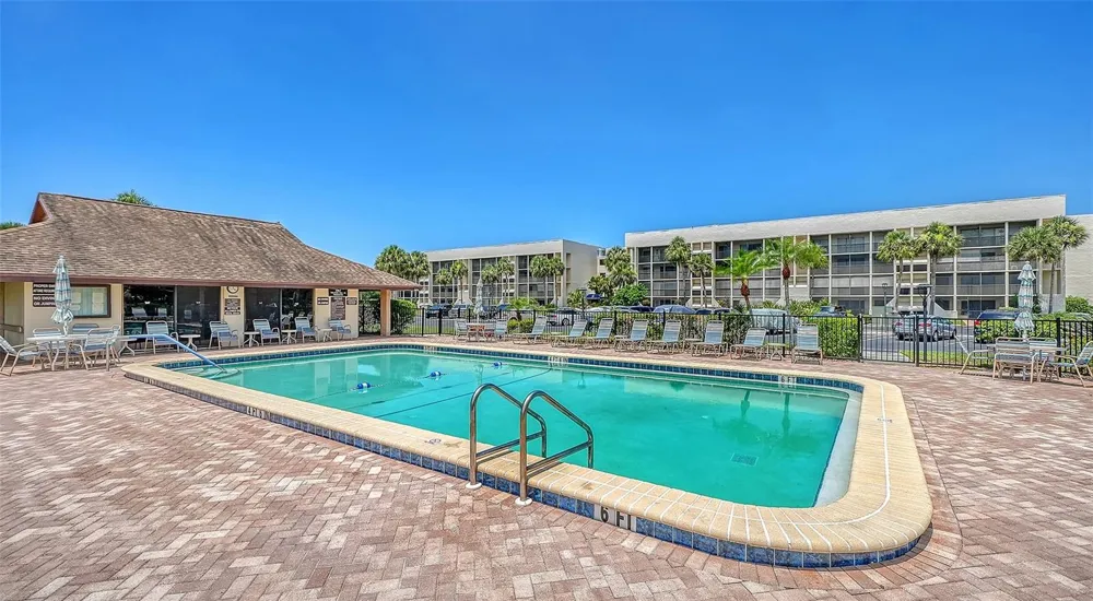 6116 43RD STREET W #305D Bradenton, FL 34210