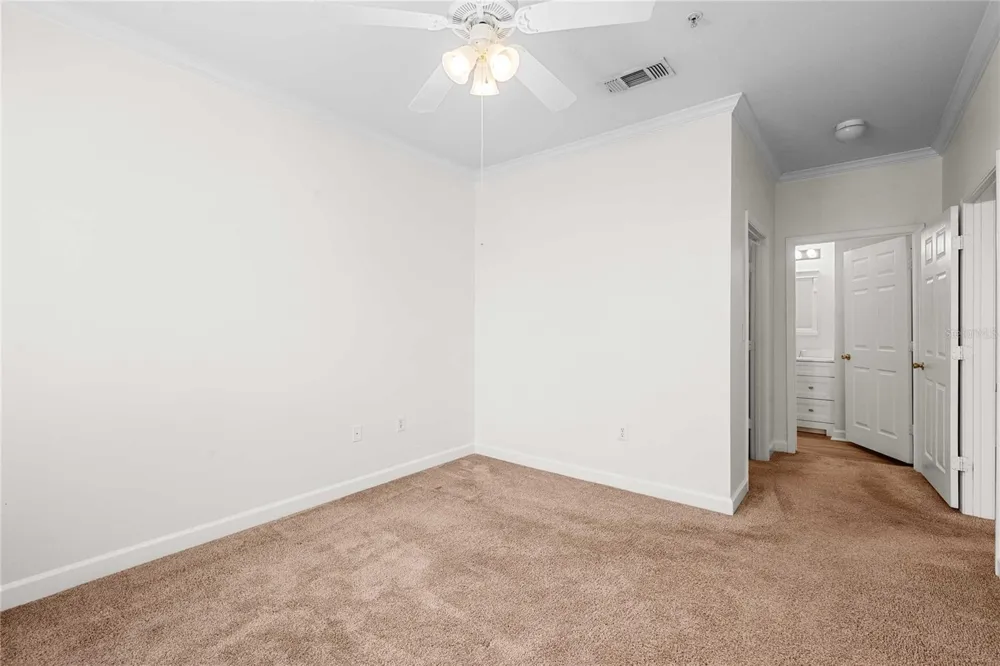 18525 BRIDLE CLUB DRIVE #18525 Tampa, FL 33647