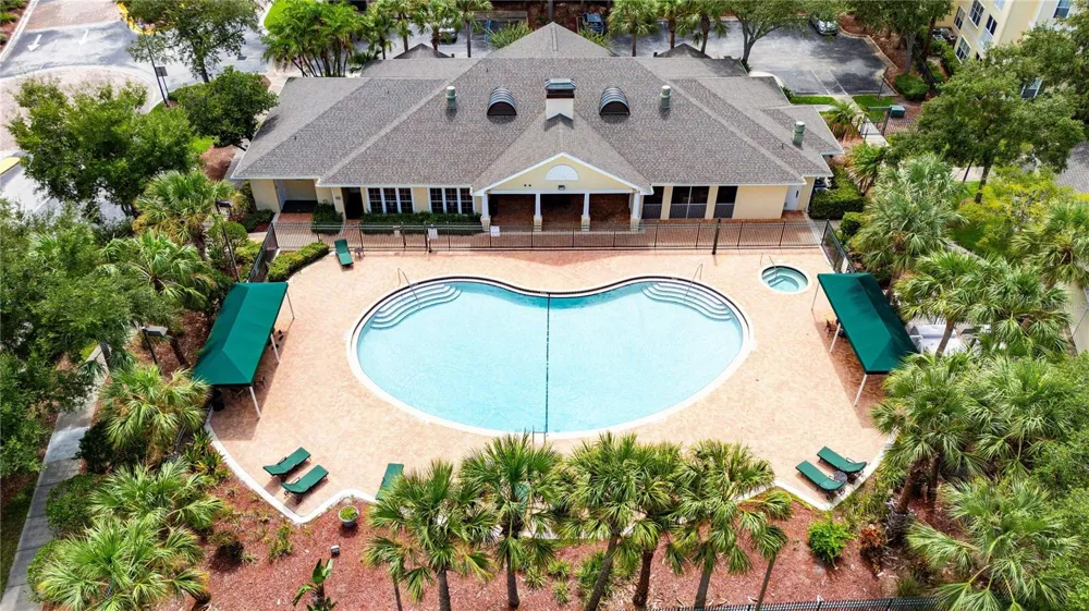 18525 BRIDLE CLUB DRIVE #18525 Tampa, FL 33647