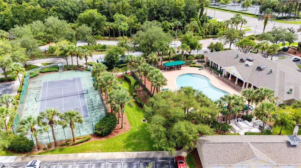 18525 BRIDLE CLUB DRIVE #18525 Tampa, FL 33647