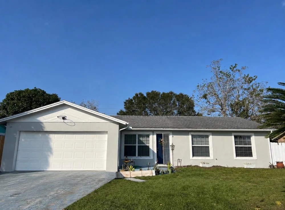 217 CITRUS DR Kissimmee, FL 34743