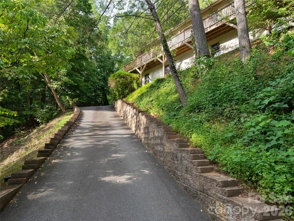 63 Independence Boulevard Asheville, NC 28805