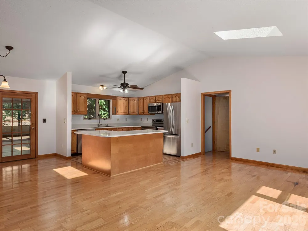 63 Independence Boulevard Asheville, NC 28805