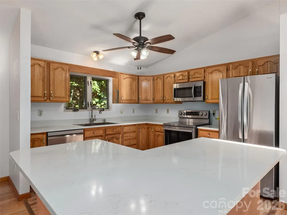 63 Independence Boulevard Asheville, NC 28805