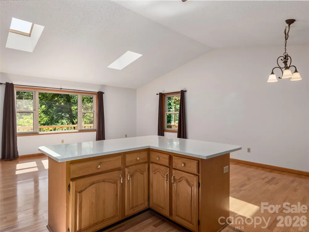 63 Independence Boulevard Asheville, NC 28805