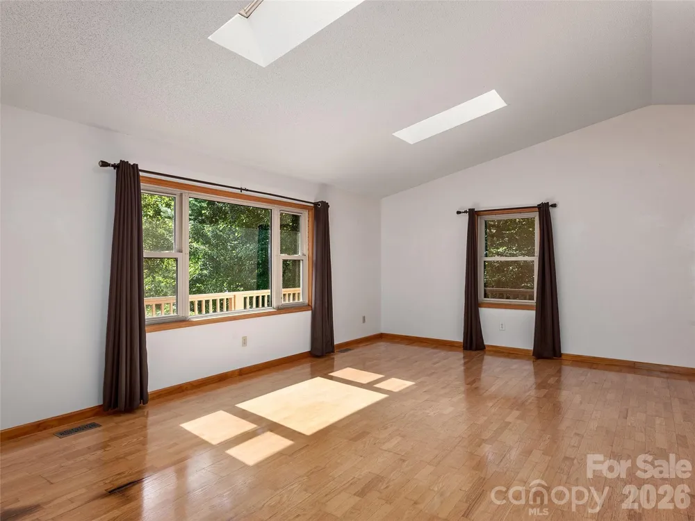 63 Independence Boulevard Asheville, NC 28805