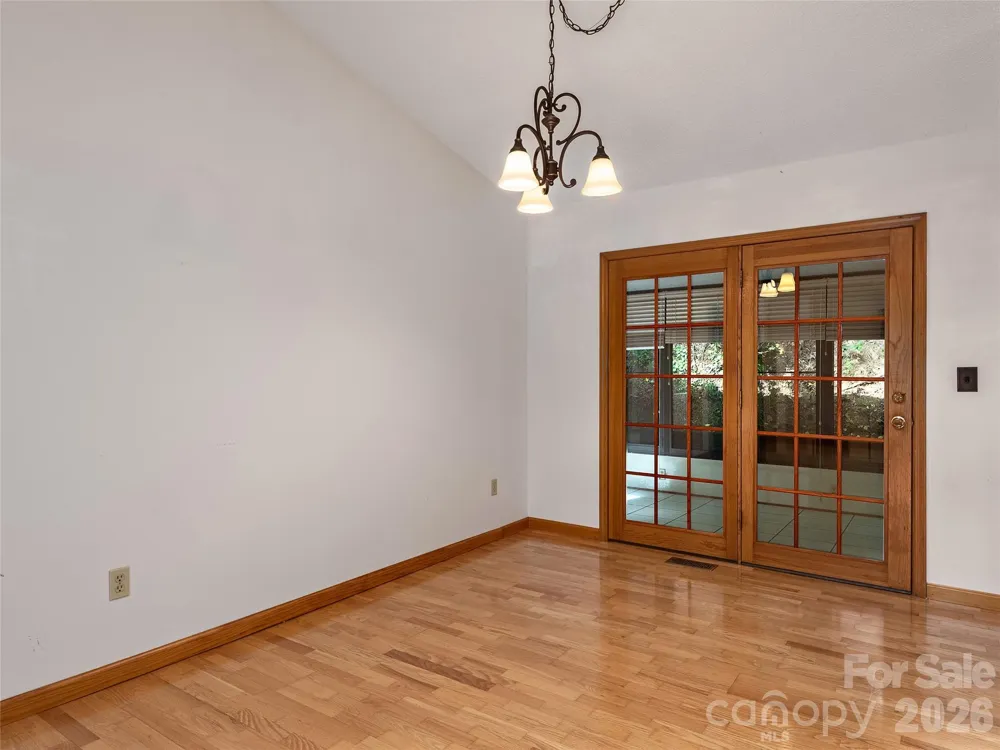 63 Independence Boulevard Asheville, NC 28805