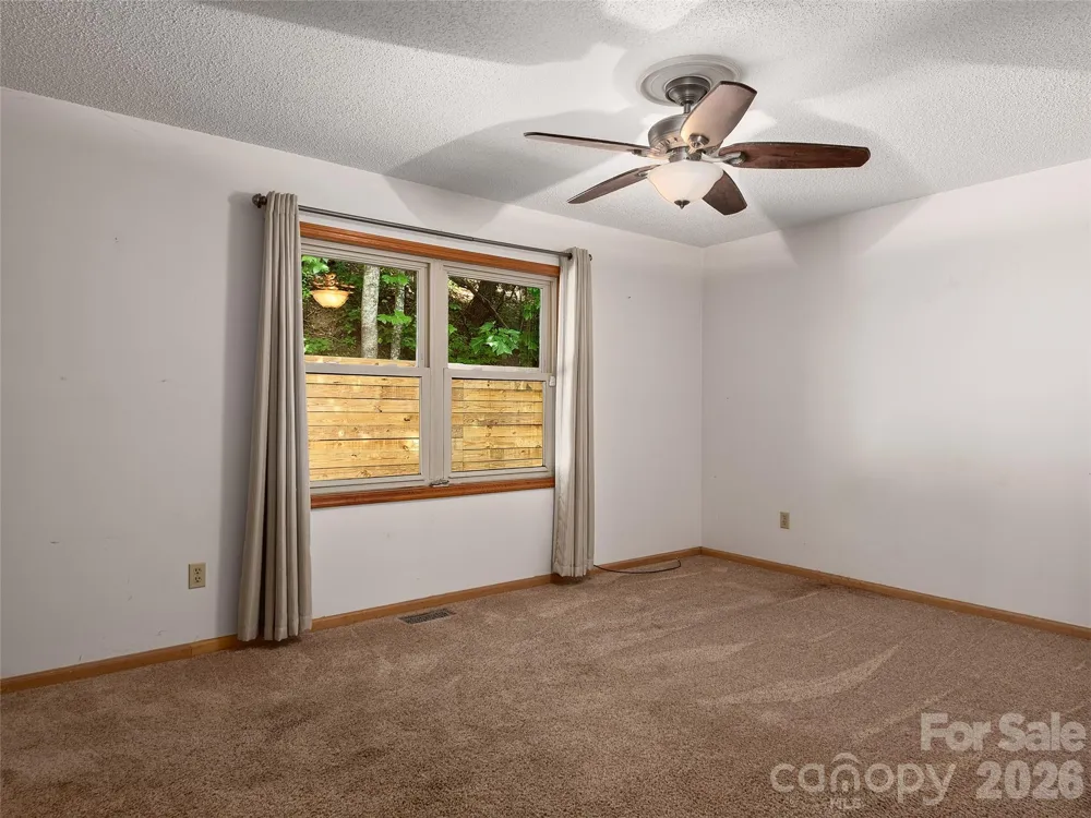 63 Independence Boulevard Asheville, NC 28805