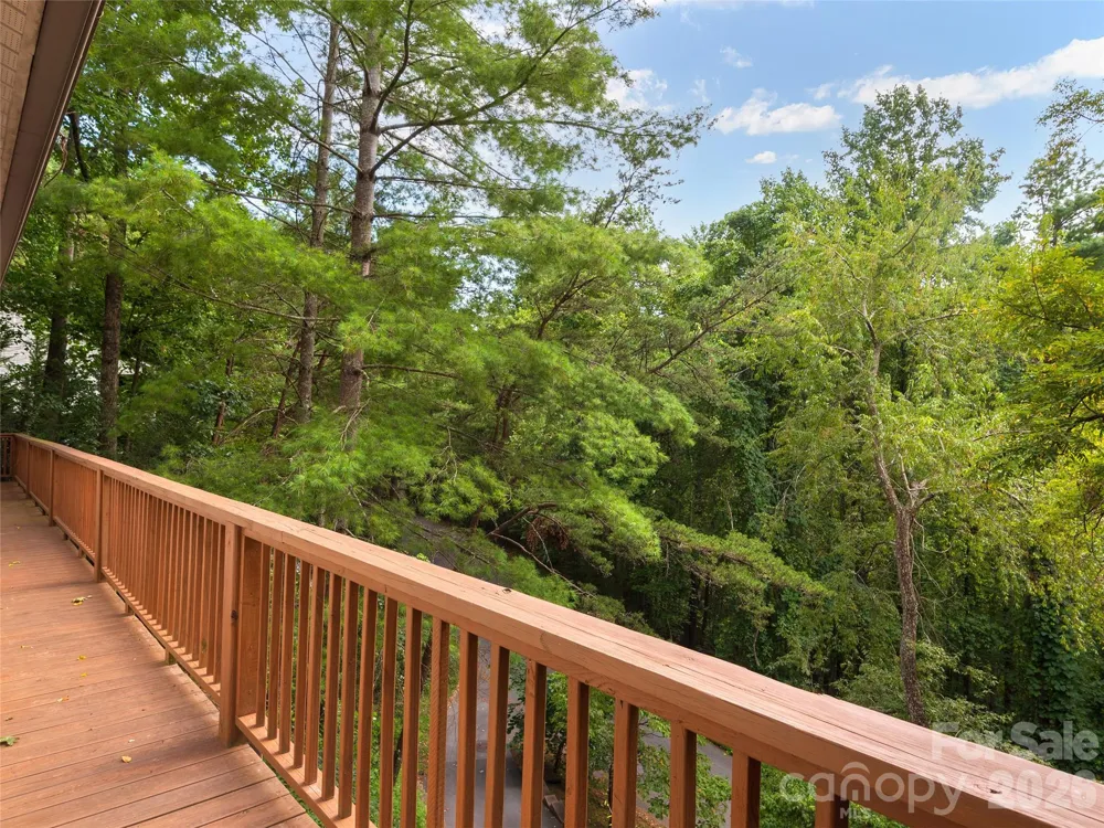 63 Independence Boulevard Asheville, NC 28805