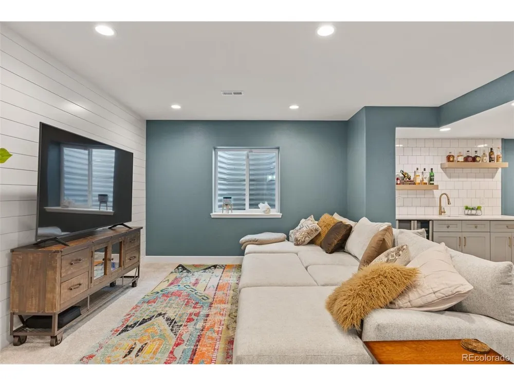 3283 Scuba Drive Castle Rock, CO 80109