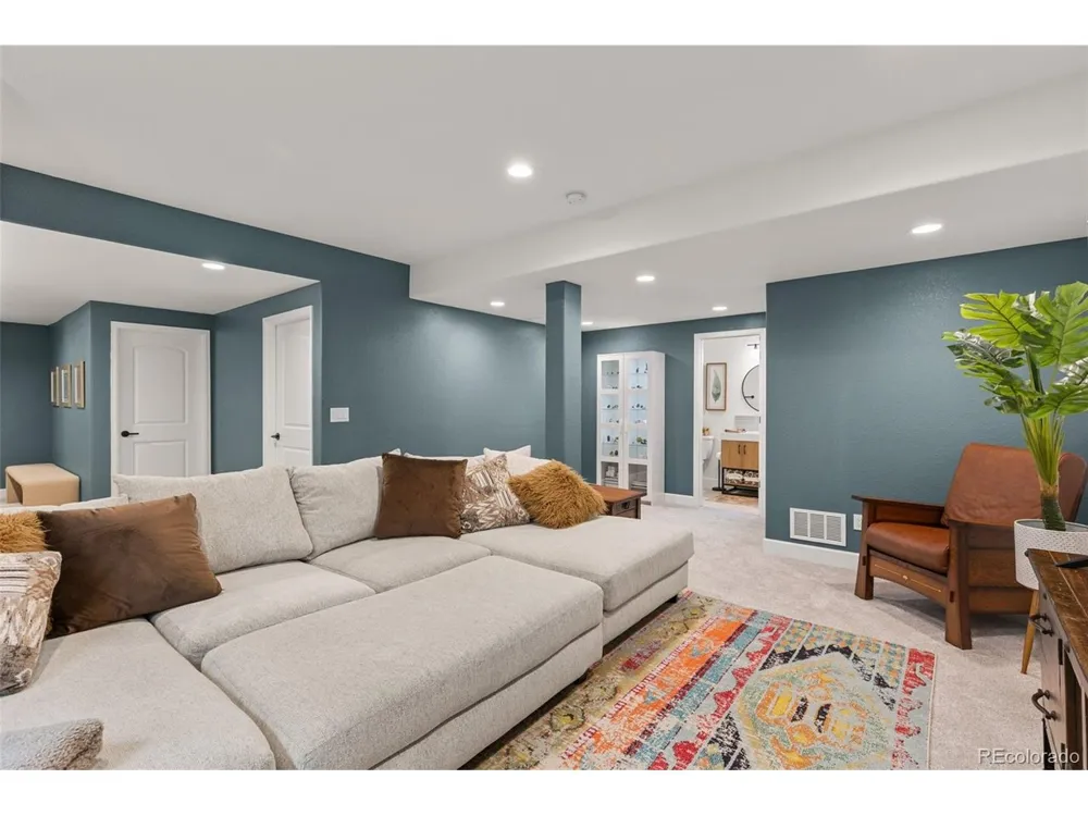 3283 Scuba Drive Castle Rock, CO 80109