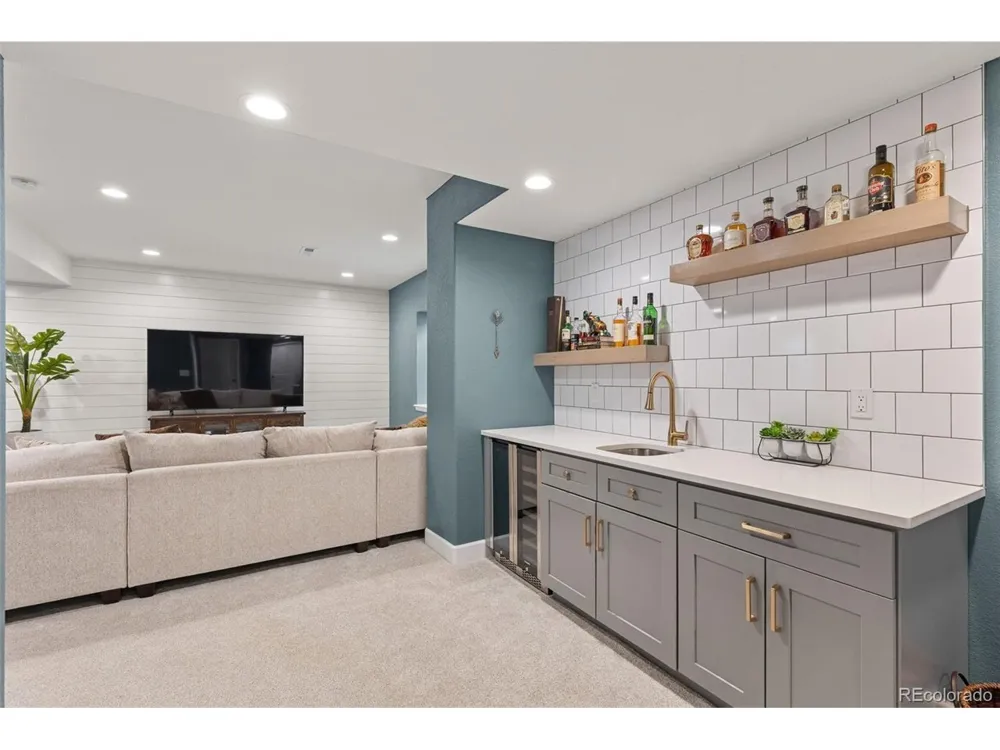 3283 Scuba Drive Castle Rock, CO 80109