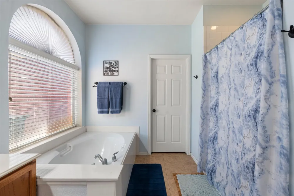615 Rosarita Road Arlington, TX 76002