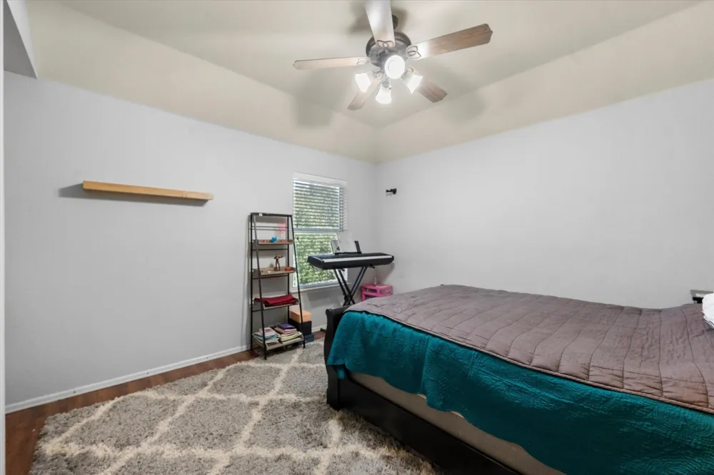615 Rosarita Road Arlington, TX 76002