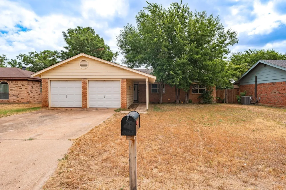 225 La Salle Drive Abilene, TX 79603