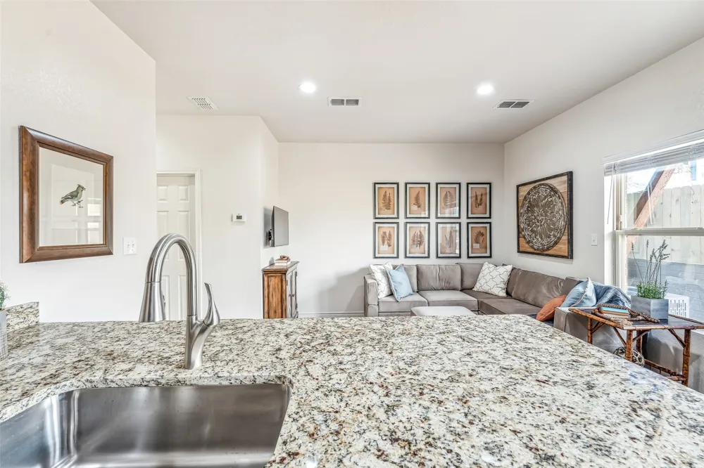 1111 W VANDERBILT #201 Stephenville, TX 76401