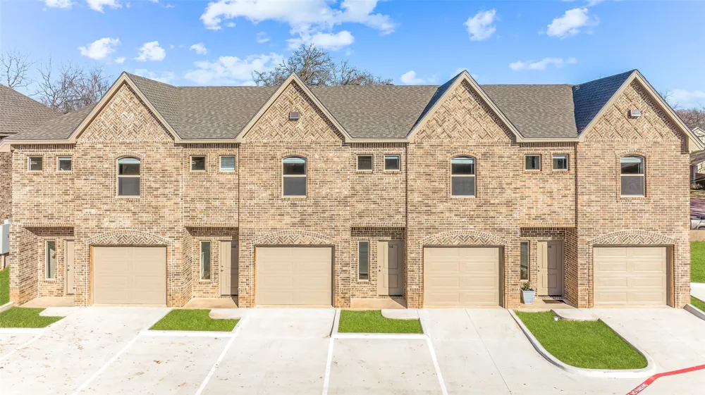 1111 W VANDERBILT #201 Stephenville, TX 76401