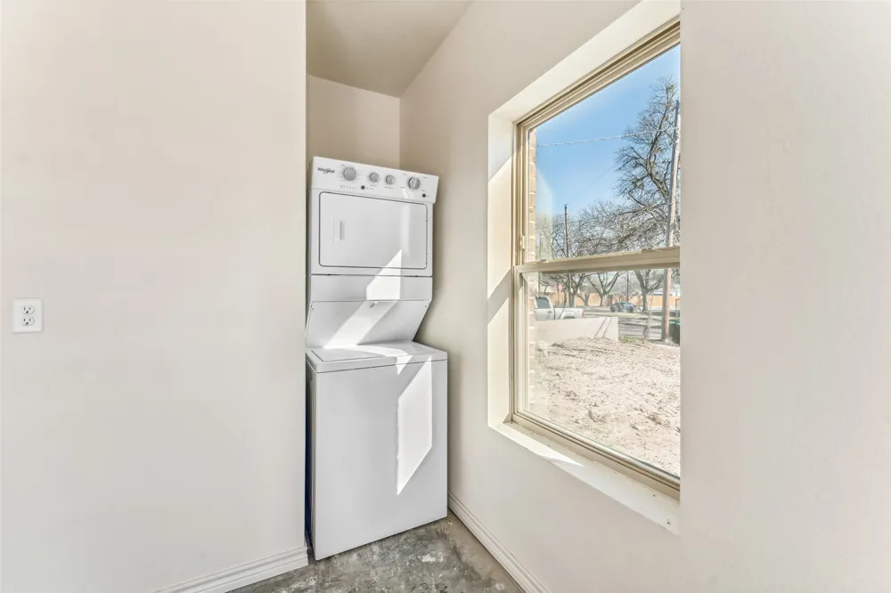 1111 W VANDERBILT #201 Stephenville, TX 76401