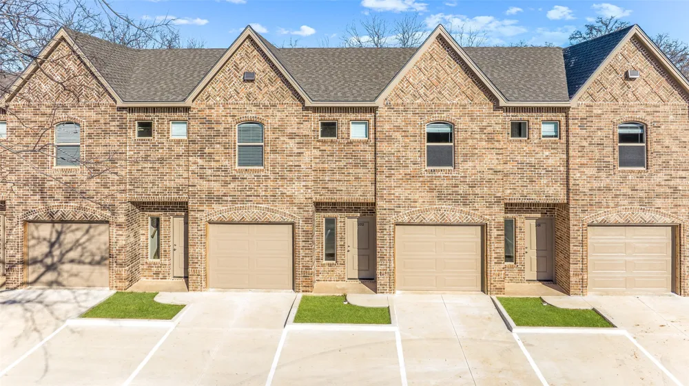 1111 W VANDERBILT #201 Stephenville, TX 76401