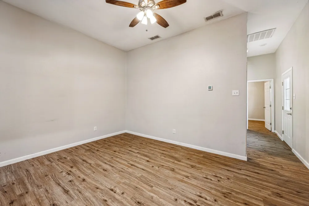 778 BELKNAP #101 Stephenville, TX 76401
