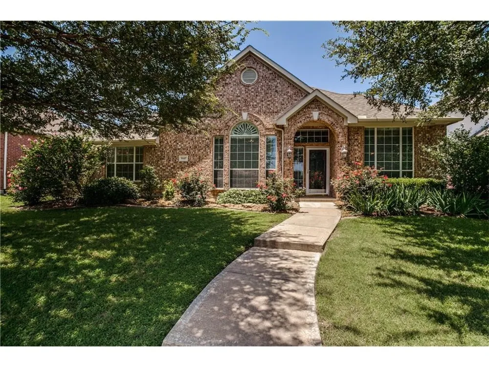 8447 Firewheel Lane Frisco, TX 75036