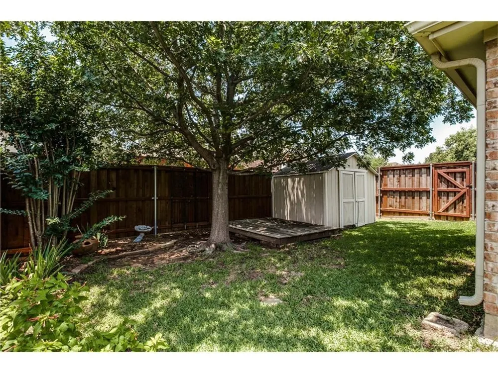 8447 Firewheel Lane Frisco, TX 75036