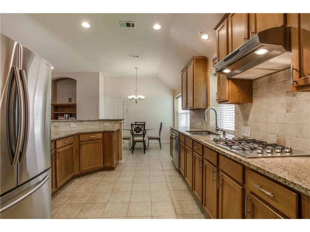 8447 Firewheel Lane Frisco, TX 75036
