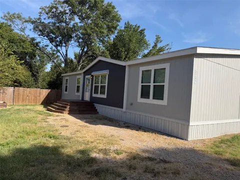 6582 FM 1390