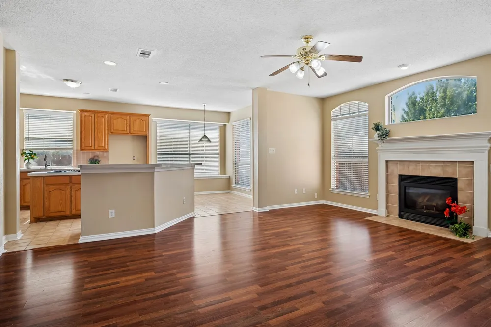 528 Blackfield Drive Coppell, TX 75019