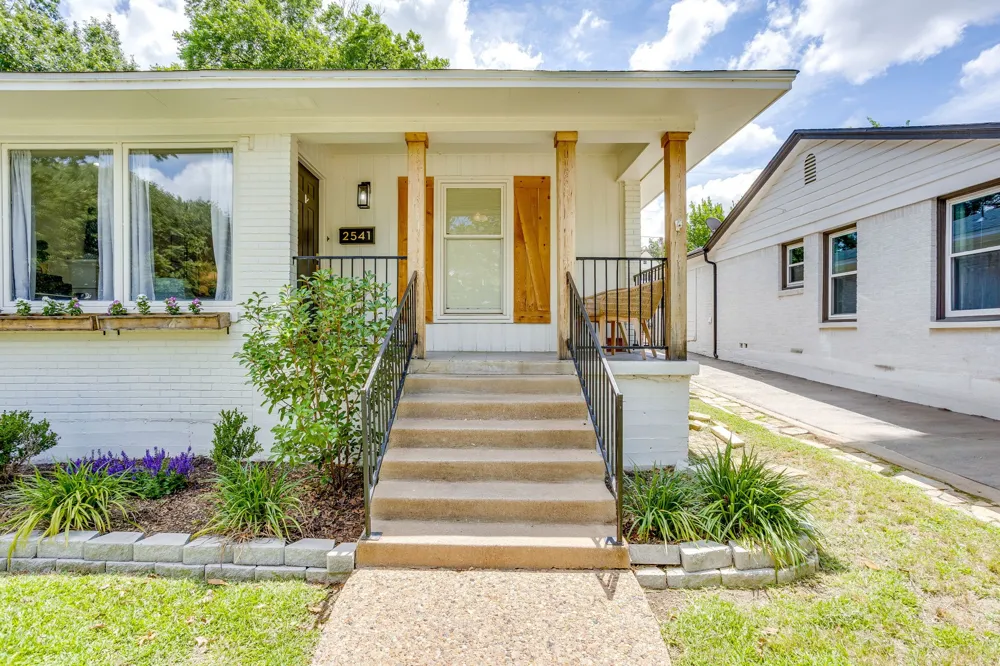 2541 Walsh Court Fort Worth, TX 76109