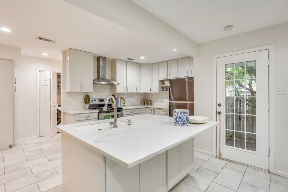 2541 Walsh Court Fort Worth, TX 76109