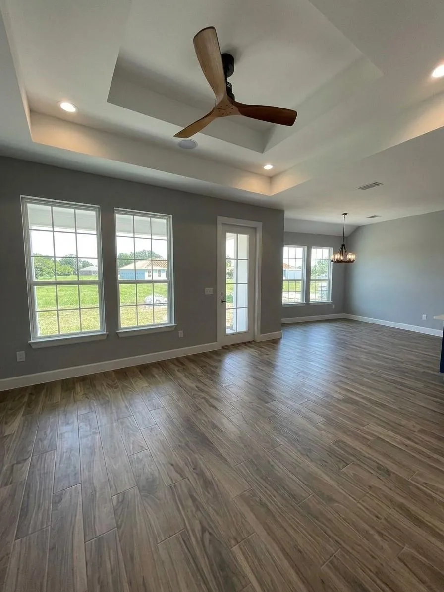 483 Buffalo Trail Angleton, TX 77515