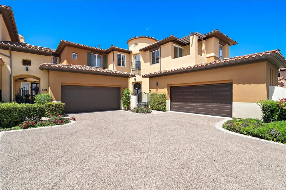 7 Suprema Newport Coast, CA 92657