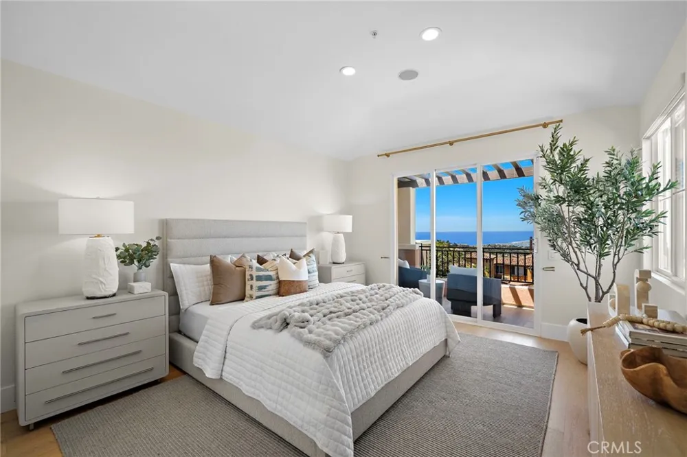 7 Suprema Newport Coast, CA 92657