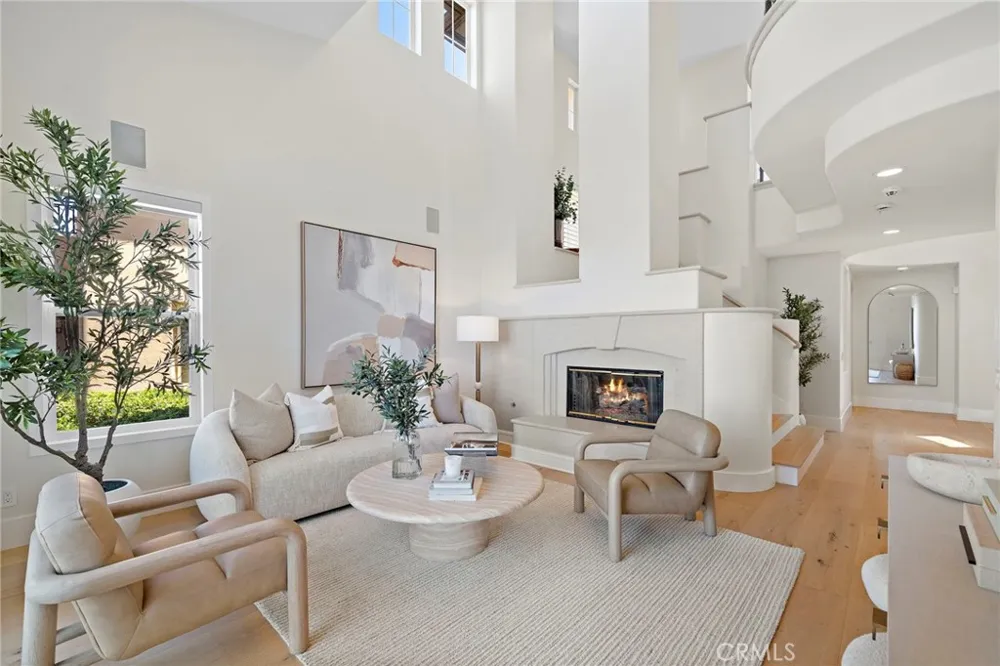 7 Suprema Newport Coast, CA 92657