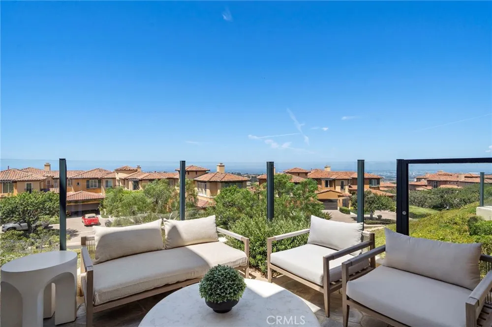7 Suprema Newport Coast, CA 92657
