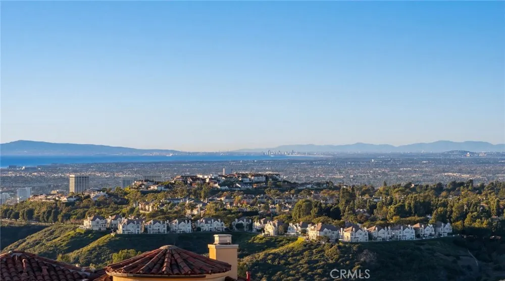 7 Suprema Newport Coast, CA 92657