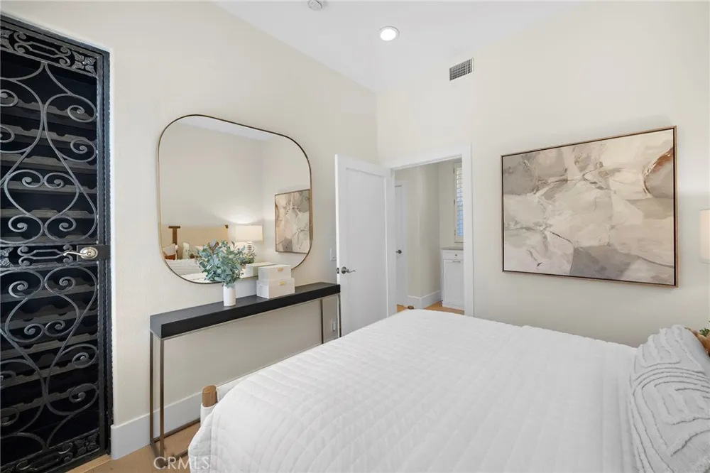 7 Suprema Newport Coast, CA 92657