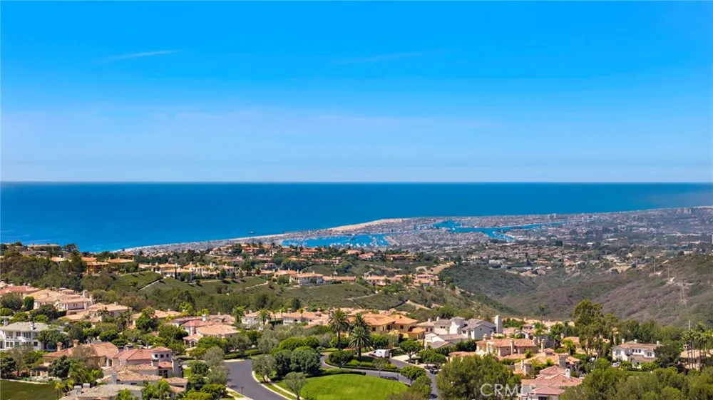 7 Suprema Newport Coast, CA 92657
