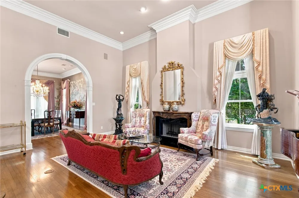 204 Creekridge Drive Victoria, TX 77904