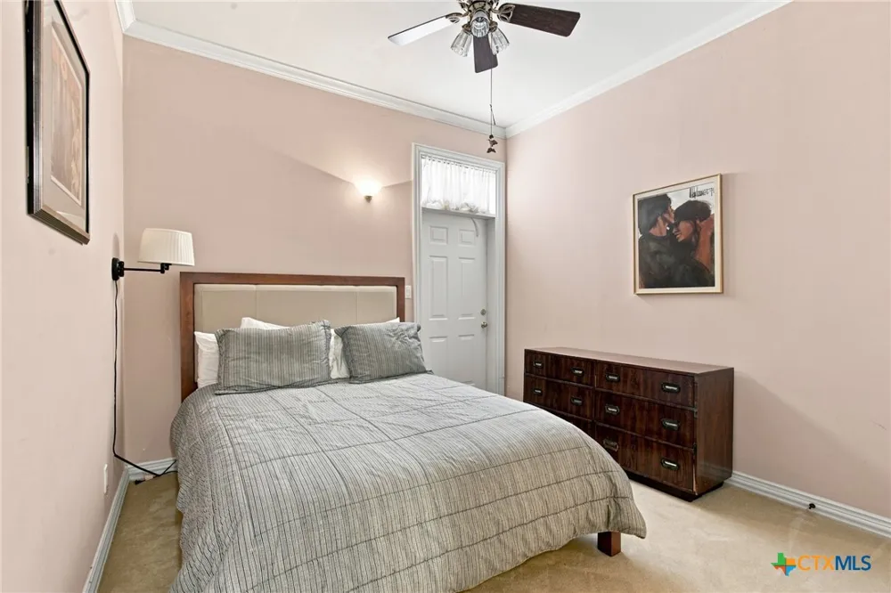 204 Creekridge Drive Victoria, TX 77904