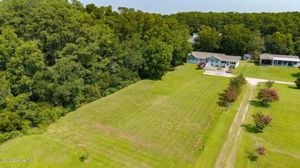 111 Graham Lane Beaufort, NC 28516