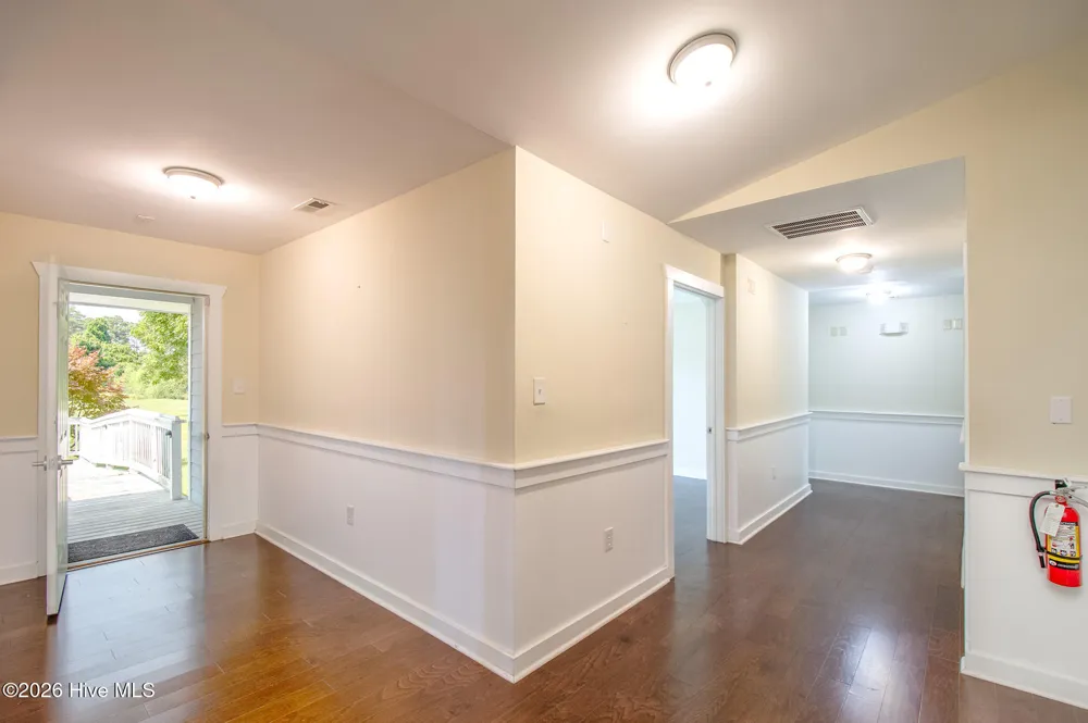 111 Graham Lane Beaufort, NC 28516